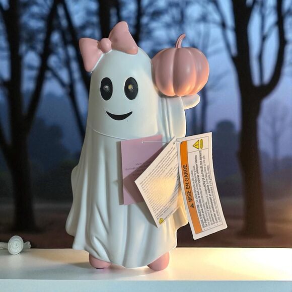 Halloween Light up ghost with pink bow holding pumpkin. New - Picture 1 of 6